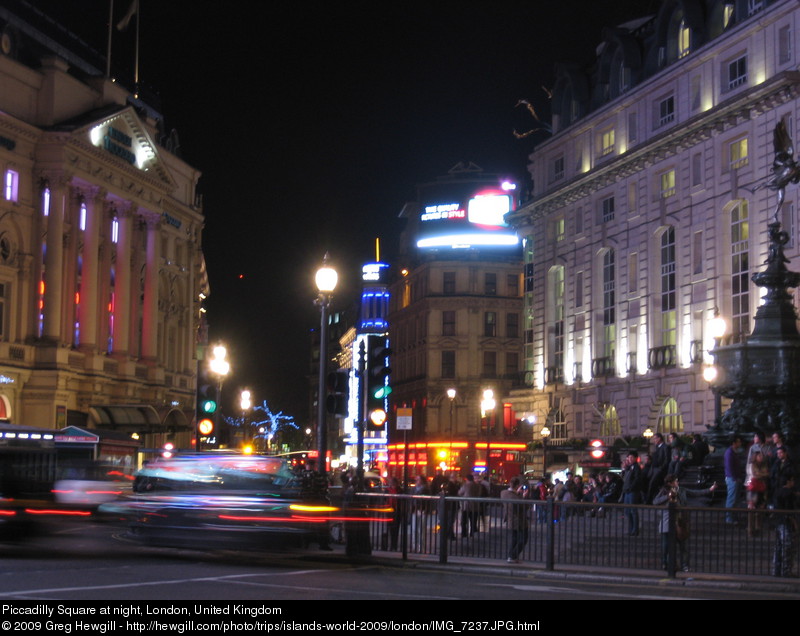 Piccadilly Square at night