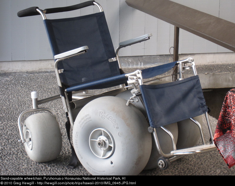 Sand-capable wheelchair