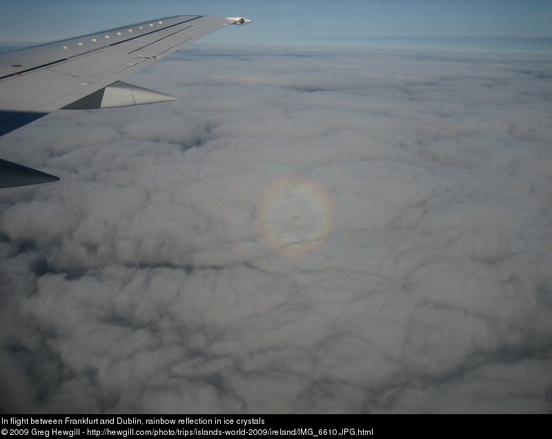 In flight between Frankfurt and Dublin, rainbow reflection in ice crystals